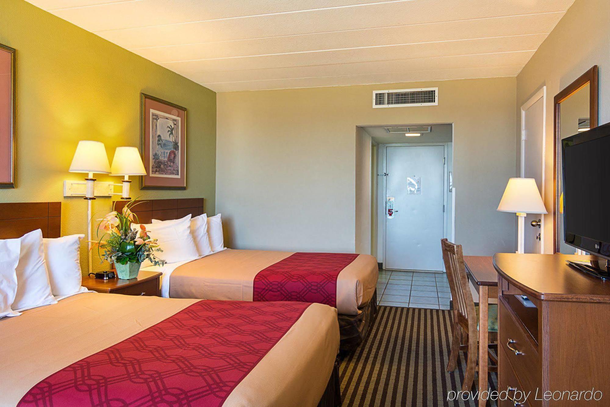 Ocean27 Hotel Virginia Beach Esterno foto